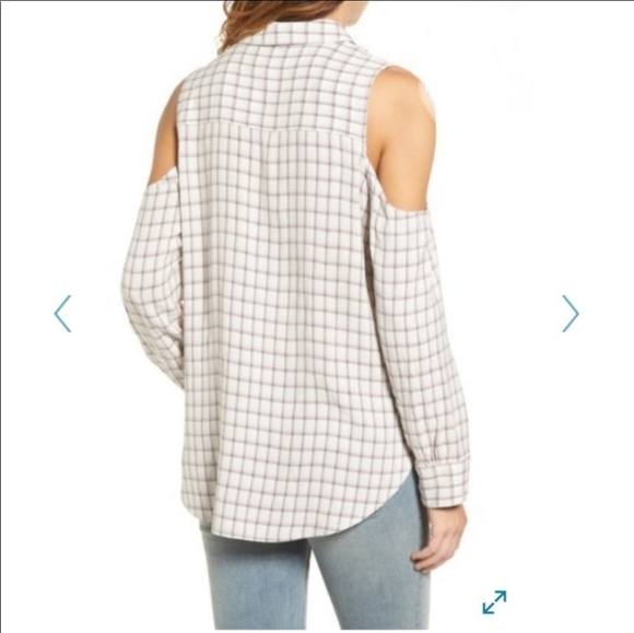 Treasure & Bond NWT Cold Shoulder Button Down, Size Medium - Picture 3 of 10
